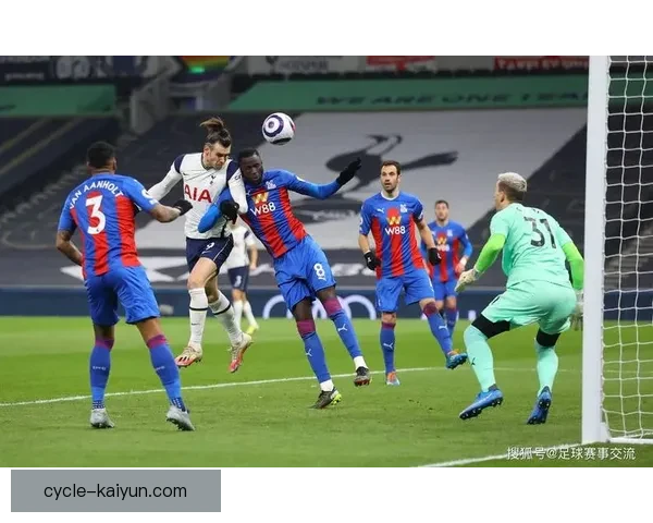 英超水晶宫对阵切尔西表现稳健，球队状态回暖引关注