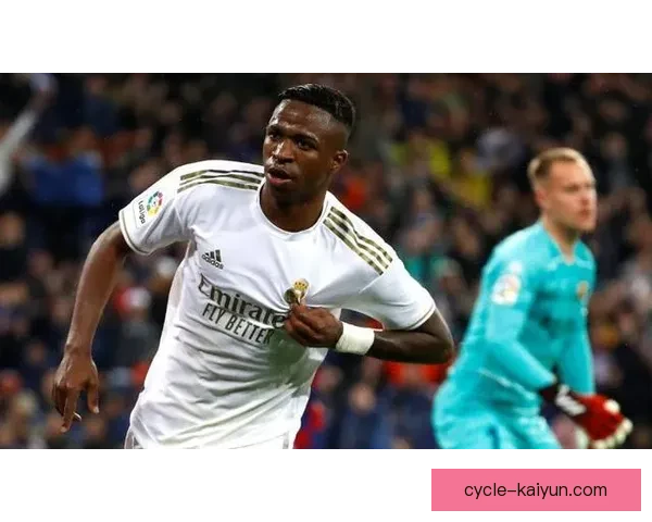 维尼修斯展现出天生的领袖气质，值得关注的状态回暖趋势