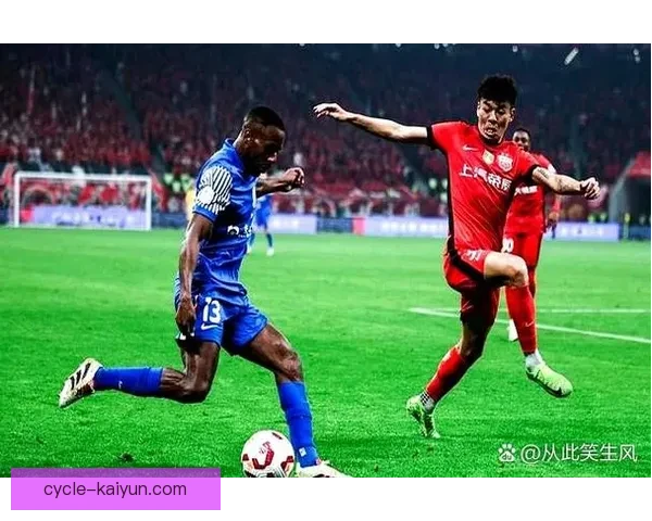 亚洲杯争议判罚频发 裁判尺度与VAR使用引多方质疑