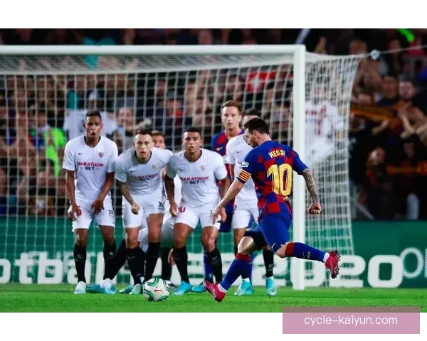 加维任意球破门，展现定位球得分能力